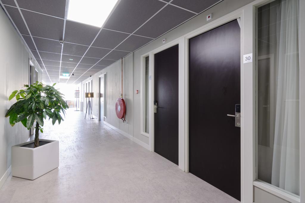 Camp-Inn Hotel Amsterdam Ngoại thất bức ảnh